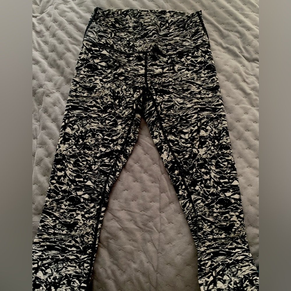 Lululemon Black and White Marble Leggings